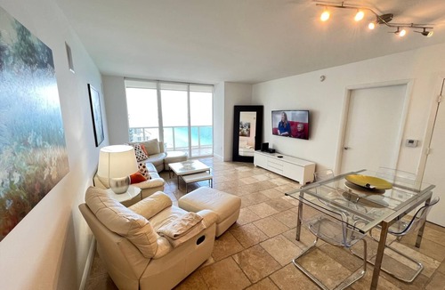 Hallandale Beach Apartment | Luxury Beach Front Furnished Apartment at The Beach Club