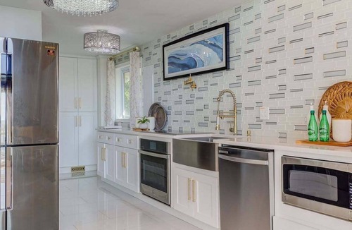 Chesapeake Ranch Estates-Drum Point House | Luxury Beach Getaway for 8