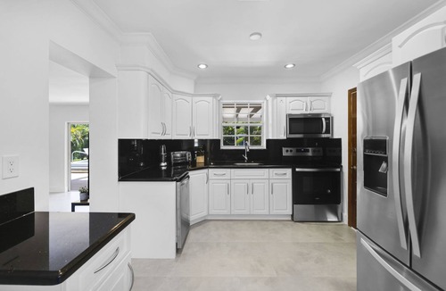 The Roads House | Luxury Brickell 4BR/4BTH Paradise
