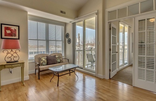 North Wildwood Condo | Luxury Condo - North Wildwood - 1 Block to BEACH - INQUIRE about DISCOUNTS