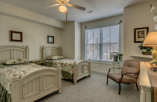 North Wildwood Condo | Luxury Condo - North Wildwood, NJ - 1 Block to BEACH- INQUIRE about DISCOUNTS