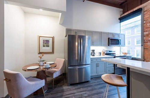 Downtown Rochester Apartment | Luxury Downtown Executive Loft @ the ABODES ApartHotel