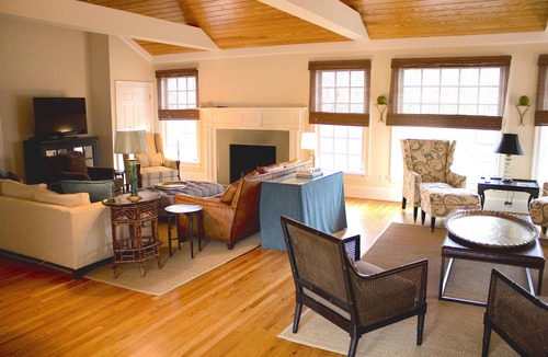Charlottesville House | Luxury Five-Bed, Seven-Bath Charlottesville Home Near Farmington Country Club
