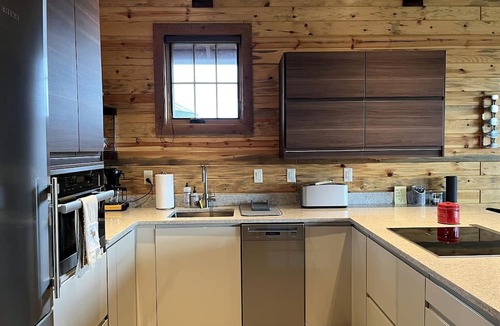Somers Cabin | Luxury Flathead Lake Cabin with Stunning Views