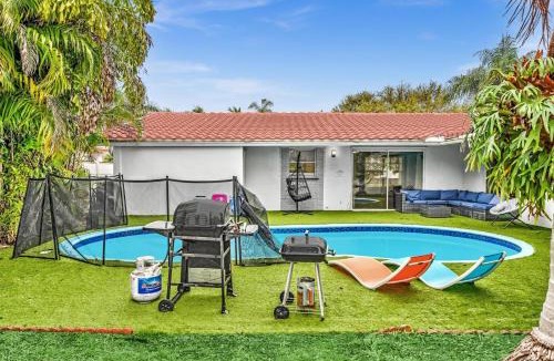 Hollywood Hills House | Luxury Heated Pool Villa Hollywood Beach & Casino