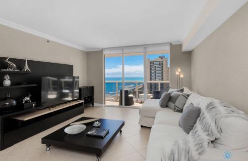 Hallandale Beach Apartment | Luxury High Resort Beautiful Views & Amenities