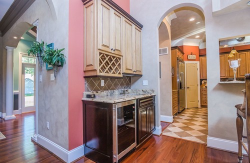 Berlin House | Luxury Home, 1.5mi to Assateague Island and Top Golf Courses! Sleeps 12!