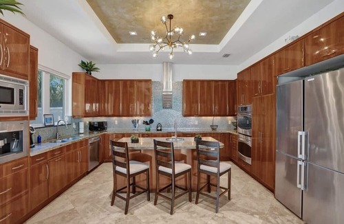 Deerfield Beach Villa | Luxury Home by Beach