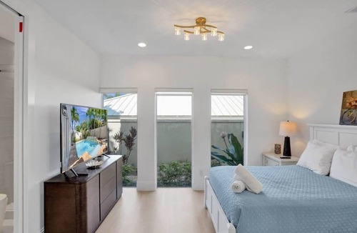 Deerfield Beach Villa | Luxury Home by Beach