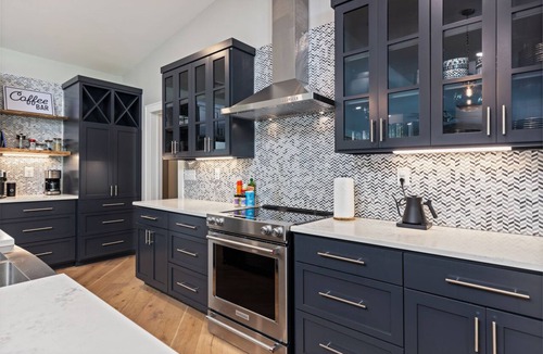 Zion Crossroads House | Luxury home near Lake Monticello is nestled in a quiet area, close proximity to Charlottesville
