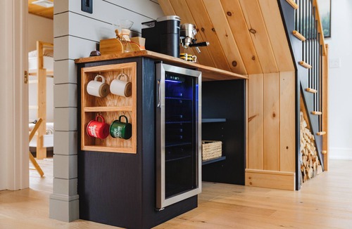 West Milford Cabin | Luxury Lake A-Frame Hot Tub + Game Room + Sauna