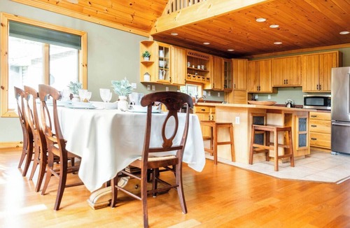 Broadalbin House | Luxury Lake House: Private Beach, Hot Tub, Firepit, A/C, Grill, Deck, more!