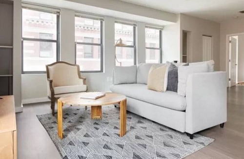 Downtown Boston Apartment | Luxury Loft | W/D in Unit | Pet Friendly