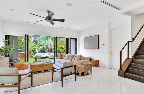 Colee Hammock House | Luxury OASIS of Las Olas -2 Story home w/ HOT TUB