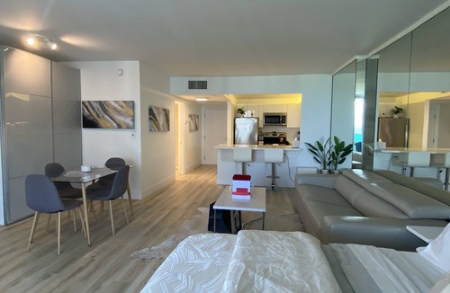 City Center Apartment | Luxury Oceanfront resort/condo/1 Hotel/Roney Palace