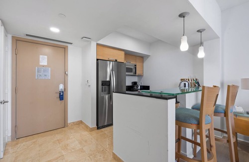 Sunny Isles Beach Condo | ♛ Luxury Penthouse with Panoramic Ocean Views at Marenas Resort ★