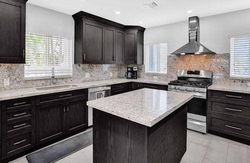 Pompano Isles House | Luxury Pompano Palace Pool And Private Yacht Dock