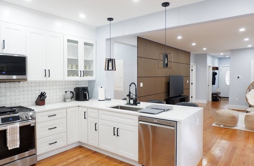 Ashmont House | Luxury Retreat - 7 min walk to subway - Minutes to Downtown