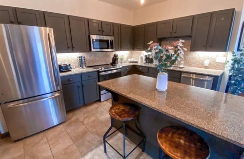 Edray Condo | Luxury Ski-In/Out Condo – 305 Soaring Eagle, Stunning Sunrise Views & Hot Tubs!