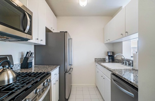 Upper West Side Apartment | Luxury Two Bedroom Near Central Park