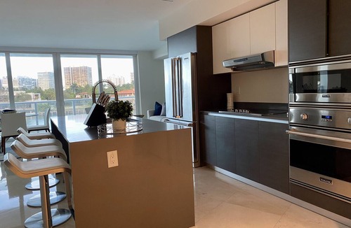 Bay Harbor Islands Condo | Luxury Vacation Rental Waterfront Condo Bal Harbour Miami Beach