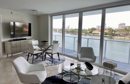 Bay Harbor Islands Condo | Luxury Vacation Rental Waterfront Condo Bal Harbour Miami Beach