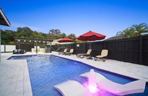 Sandalfoot Cove Villa | Luxury Vacation Home - Private Pool Outdoor Living