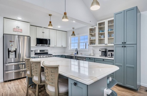 Captain's Cove House | Luxury Waterfront Escape, Private Dock, Bay Views & Near Chincoteague Sleeps 10
