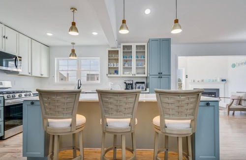 Captain's Cove House | Luxury Waterfront Escape, Private Dock, Bay Views & Near Chincoteague Sleeps 10
