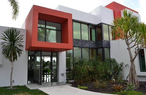 Central Fort Lauderdale House | Luxury Waterfront Retreat - Infinity Pool, Private + Peaceful