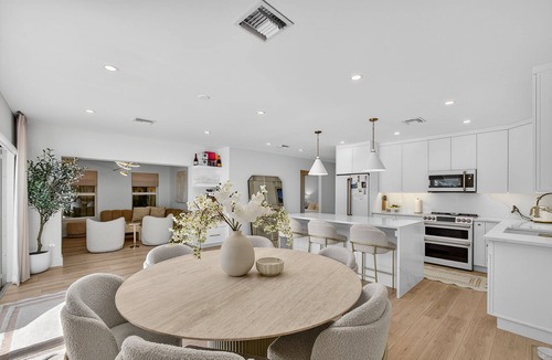 Old Northwood Historic District House | Luxury WPB 4BR Oasis with Private Pool & BBQ