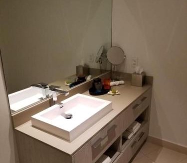 Hollywood South Central Beach Hotel | Lyfe Resort & Residences