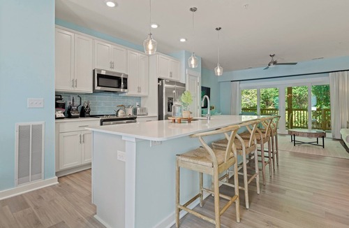 Bermuda Bay House | Mai Tai 3 Bedroom at Cambridge Cove with Private Hot Tub!