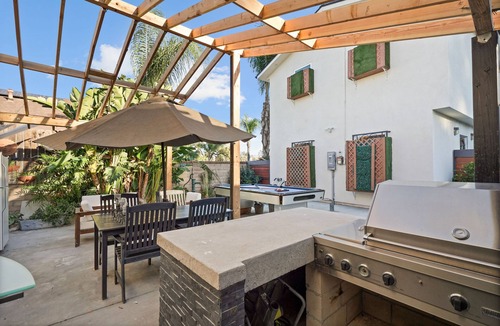 Valencia House | Main House Santa Clarita Retreat+Pets with fee