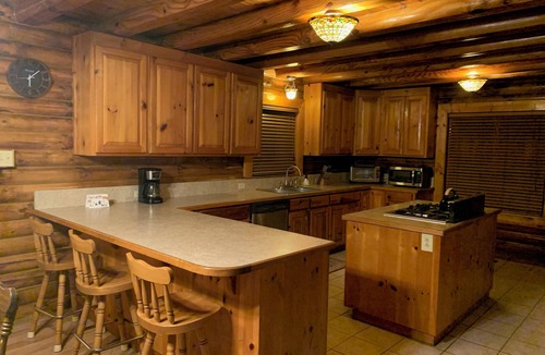 Washington Cabin | Majestic Tranquil 3-bedroom cabin for a relaxing getaway