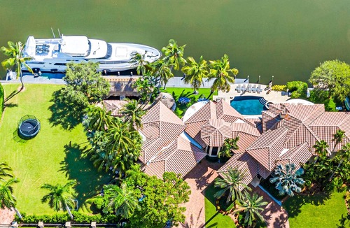 Las Olas Isles Villa | Majestic Waterfront Villa/Venice of America/Heated Pool/Canal View & Access/Royal Key