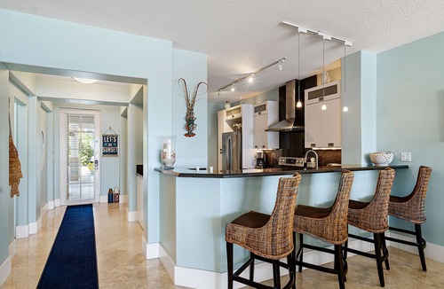 Rock Harbor Condo | Mariners Club 114, VRNR Luxury Collection, Epic Amenities, Indoor Pickleball