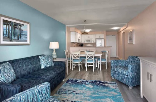Ocean Drive Apartment | Maritime Beach Club - 1BR