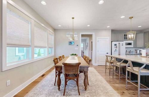 Cedar Neck House | Marlin Chase home with resort amenities, patio, grill, balcony & pool