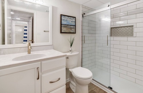 Ocean City Condo | Marlin marina-view getaway with pool & balcony - walk to pier & Jolly Roger