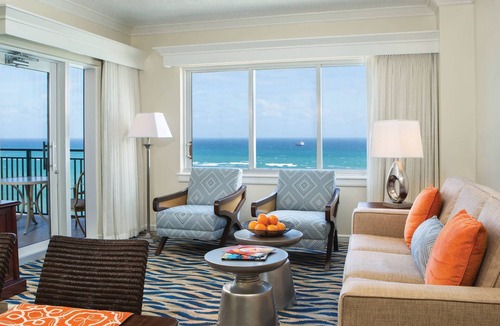 Central Beach Resort | Marriott's Beachplace Towers - Luxury 2BR Beachfront Fully equipped Kitchen