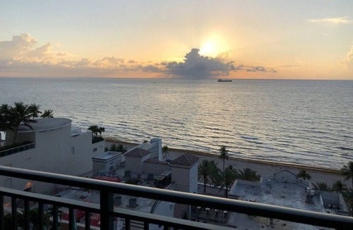 Barrier Island Villa | Marriott's BeachPlace Towers
