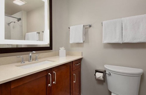 Barrier Island Resort | Marriott's BeachPlace Towers Studio--Walk to the Tortuga Music Festival Event!
