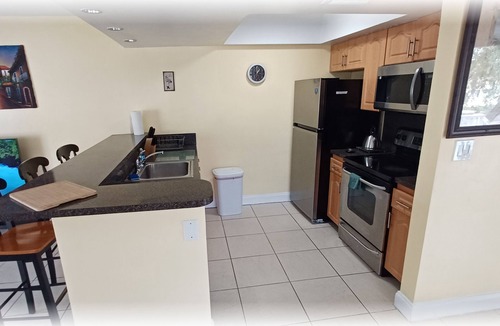 Glenvar Heights Apartment | Marvelous apartment - 1/1 Miami/Kendall/Dadeland Spacious Condo 1/1 Kendall