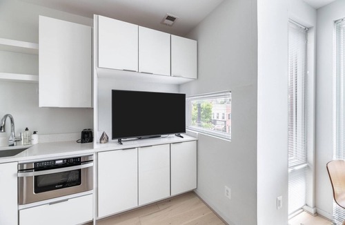 H Street Corridor Apartment | Marvelous H Street 1BR w/W/D, nr Light Rail Station, by Blueground