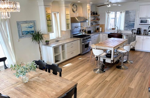 Swampscott House | Master Suite with magnificent views of the ocean