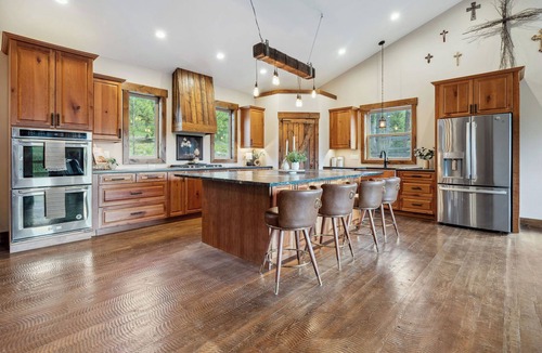 Marion House | McGregor Retreat | Forest Lodge on McGregor Lake, 5 Bed, Sleeps 10