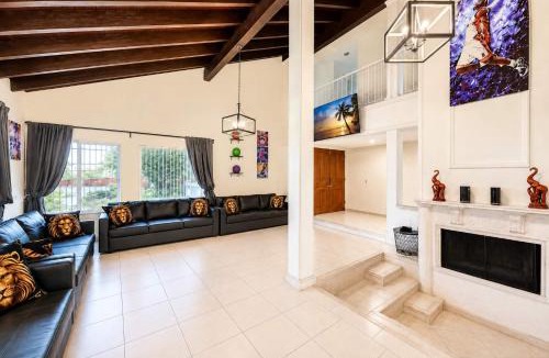 Ives Estates House | Miami Heat Villa 6BR Retreat
