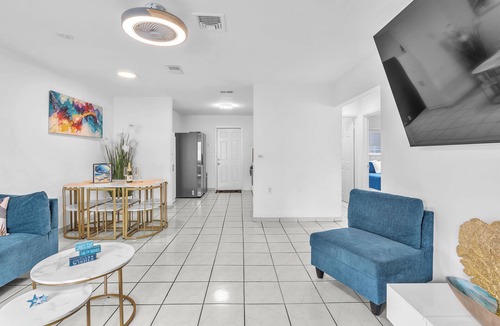 West Little Havana Apartment | Miami Oasis Canal View Backyard Lounge 6 min Airport Near World Cup 2026 Stadium