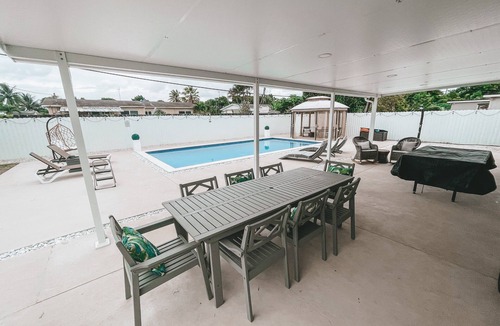 Miami Gardens House | ☀️🏝😎 MIAMI PARADISE - 11 people 🛌